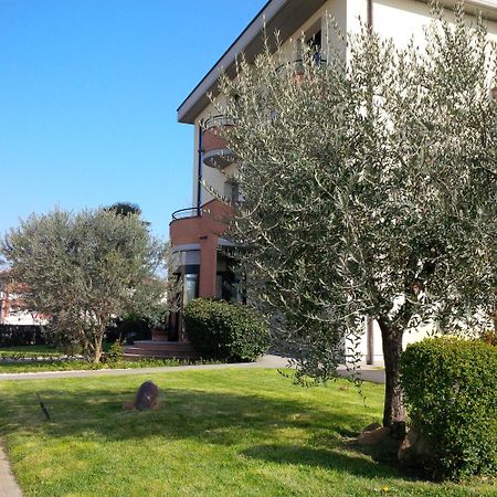 Hotel Da Vito Campagna Lupia Exterior foto