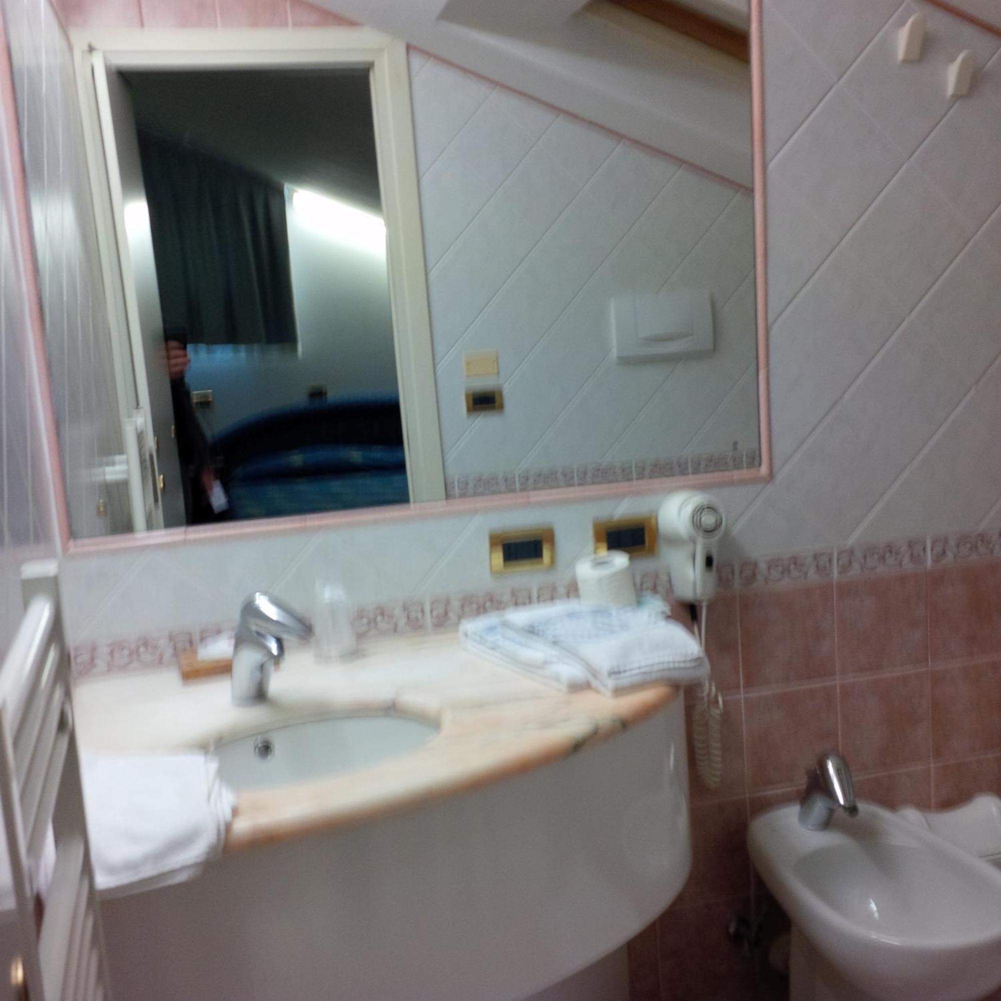 Hotel Da Vito Campagna Lupia Zimmer foto